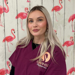 Teamfoto von Laura | Flamingo Pflegeservice